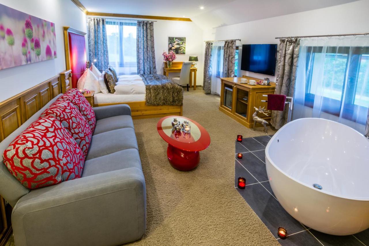 Kořenov Wellness Hotel V Nebi מראה חיצוני תמונה