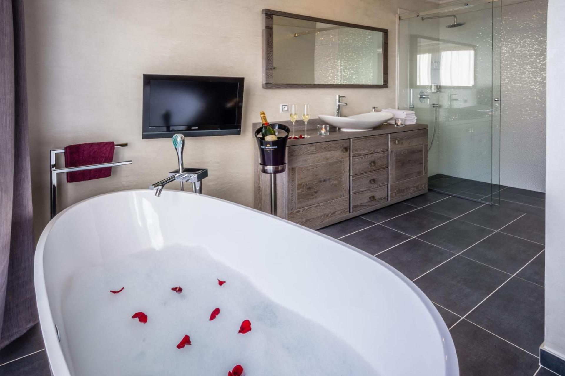Kořenov Wellness Hotel V Nebi מראה חיצוני תמונה