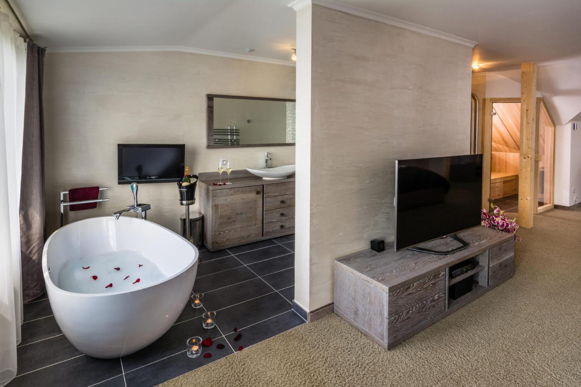 Kořenov Wellness Hotel V Nebi מראה חיצוני תמונה